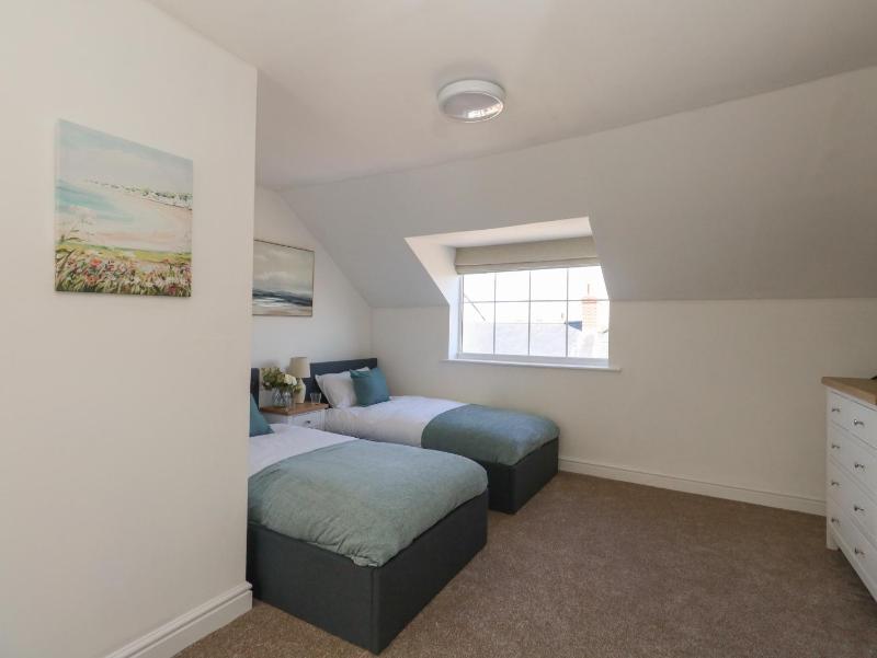 Belvedere Cottage - image 13