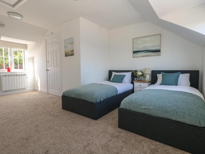 Belvedere Cottage - image 28