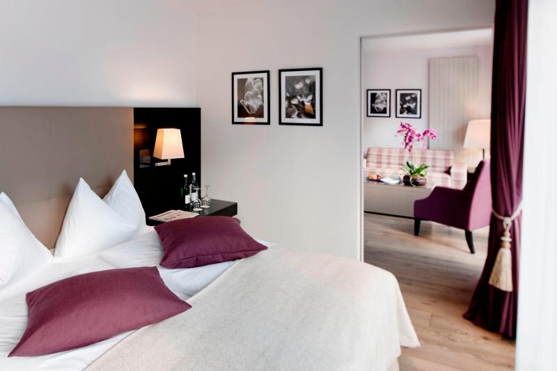 Junior Suite Promenade  image 3