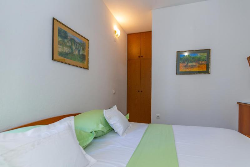 City Center ANA Apartments - image 4