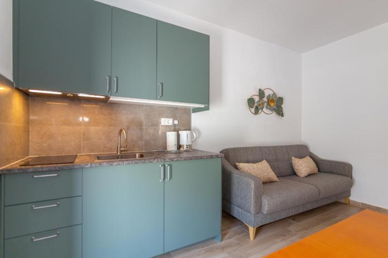 City Center ANA Apartments - image 6