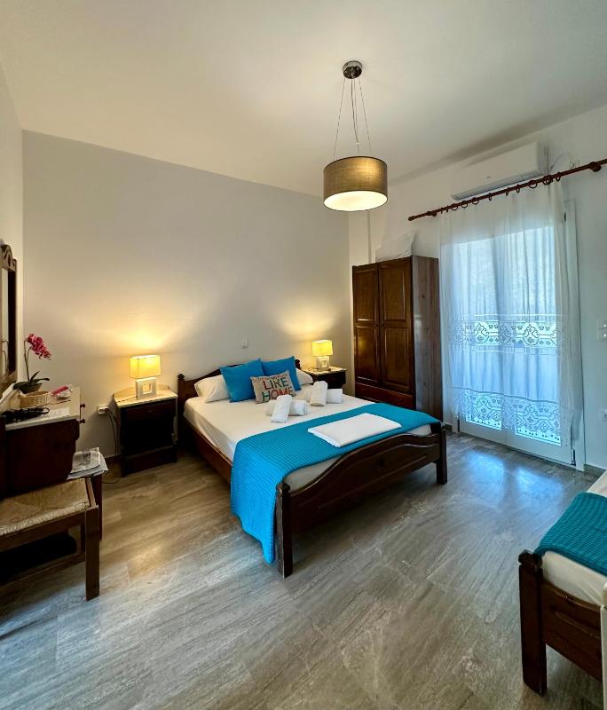 Angeliki's Studios Paros - image 1