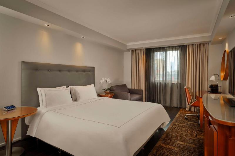 Executive Double Room image 1