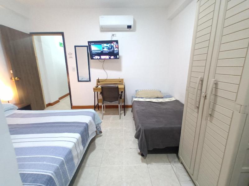 Habitación confortable y central a 100mts de la playa - image 12