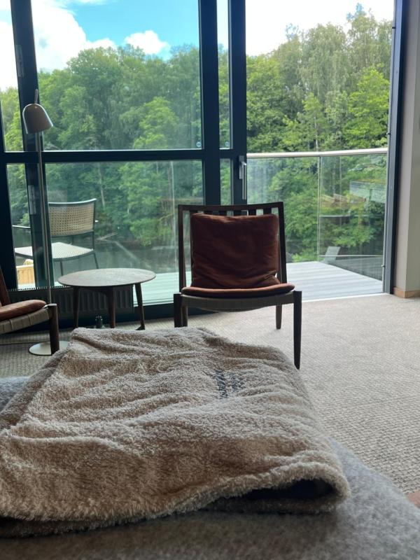 Deluxe Double Room with Balcony image 3