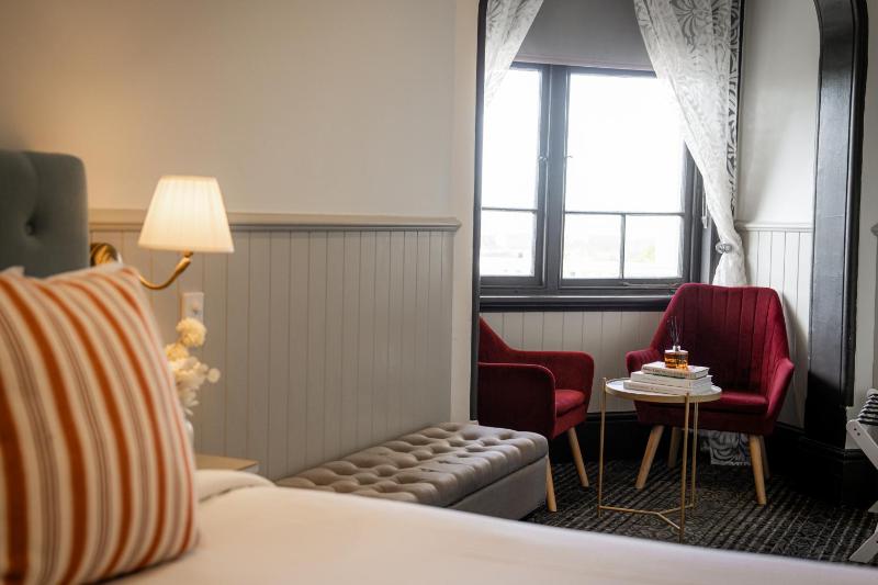 King Room with Harbour View image 4