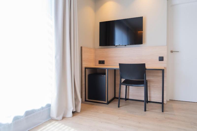 Hotel Sant Pau - image 16