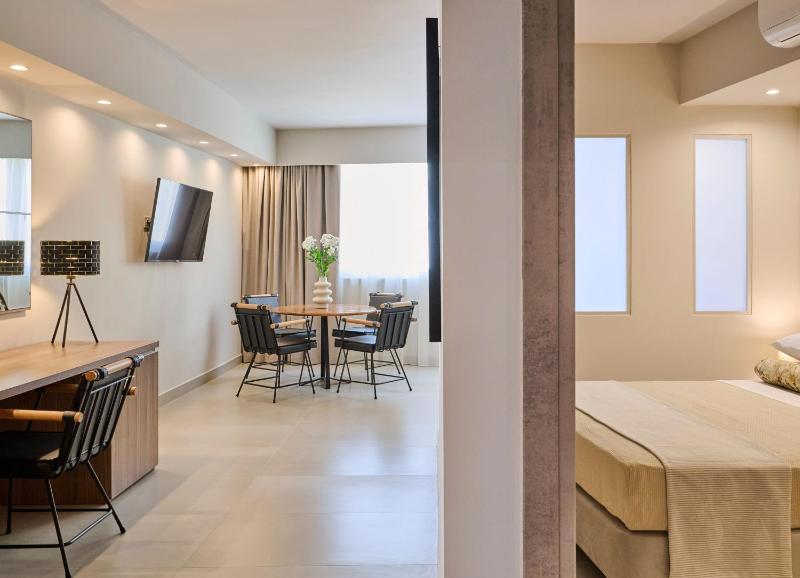 Acropolis Muses - Downtown Luxury Apartments - image 2