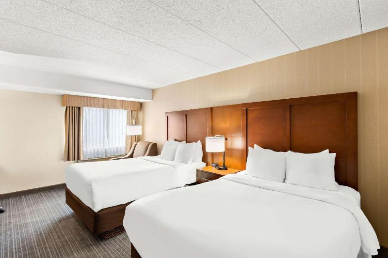 Double Room with Two Double Beds - Non-Smoking image 1