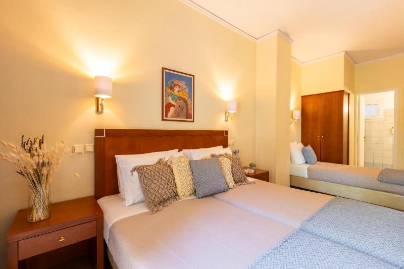 Triple Room image 3