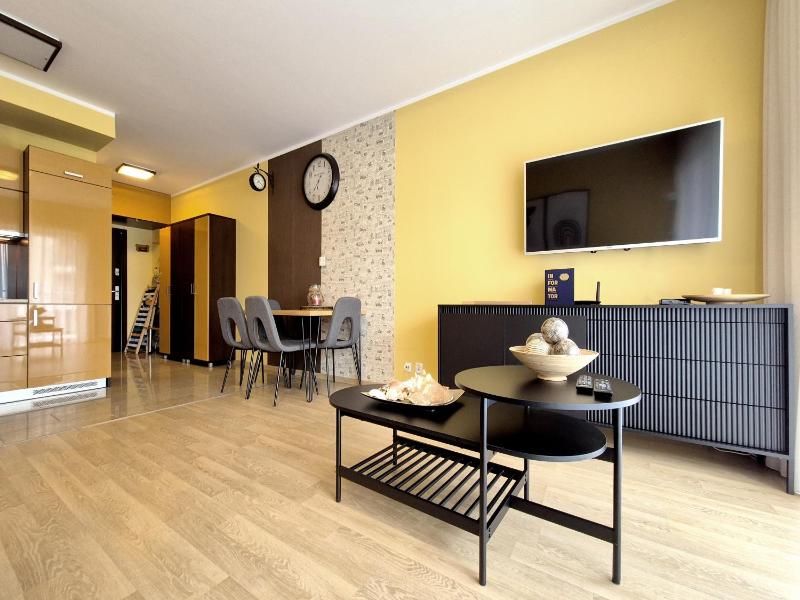 Stella Baltic by Baltic Home - image 3