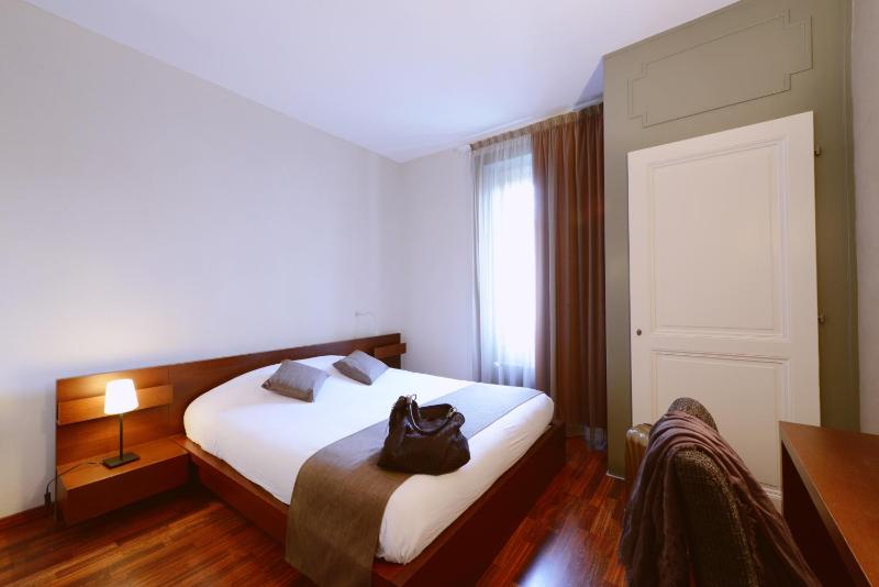 Single Room image 1