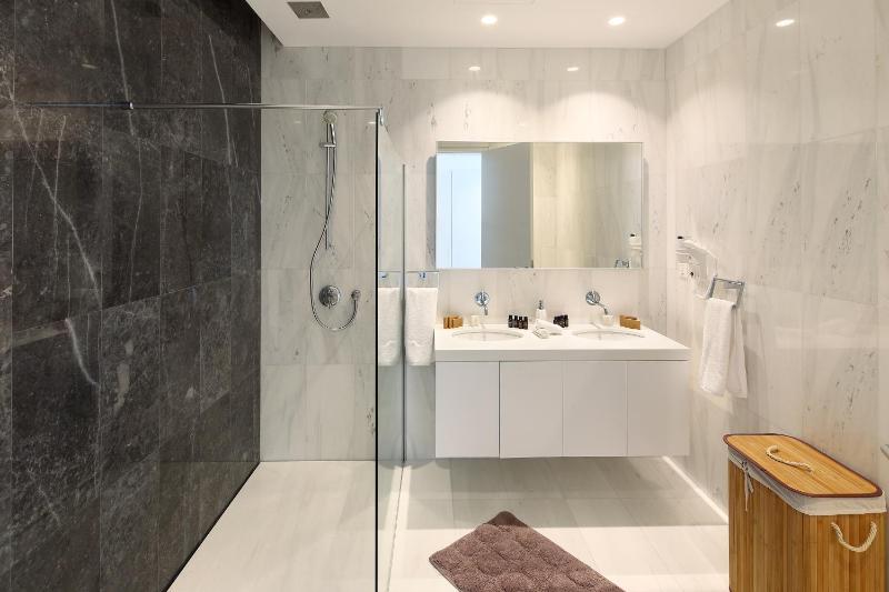 Petra Residence image 2