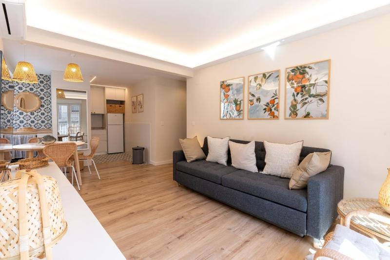 Barrio Gem Stylish 2Bedroom Oasis in Alicante - image 16