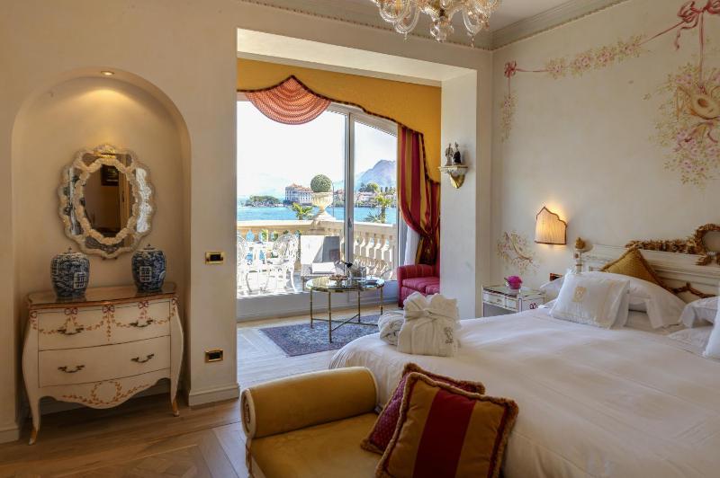 Junior Suite with Lake View image 2