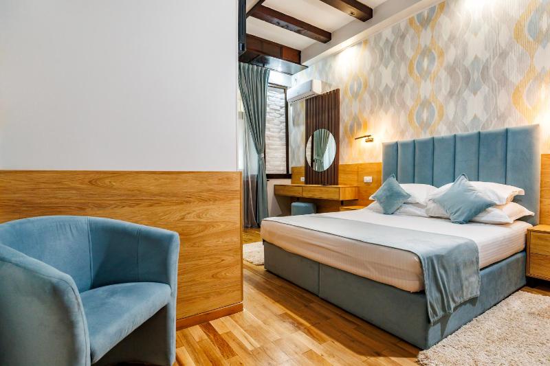 Standard Double Room image 1