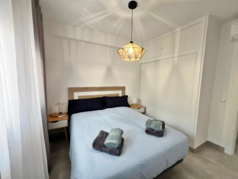new & luxurious beach apartment - image 22