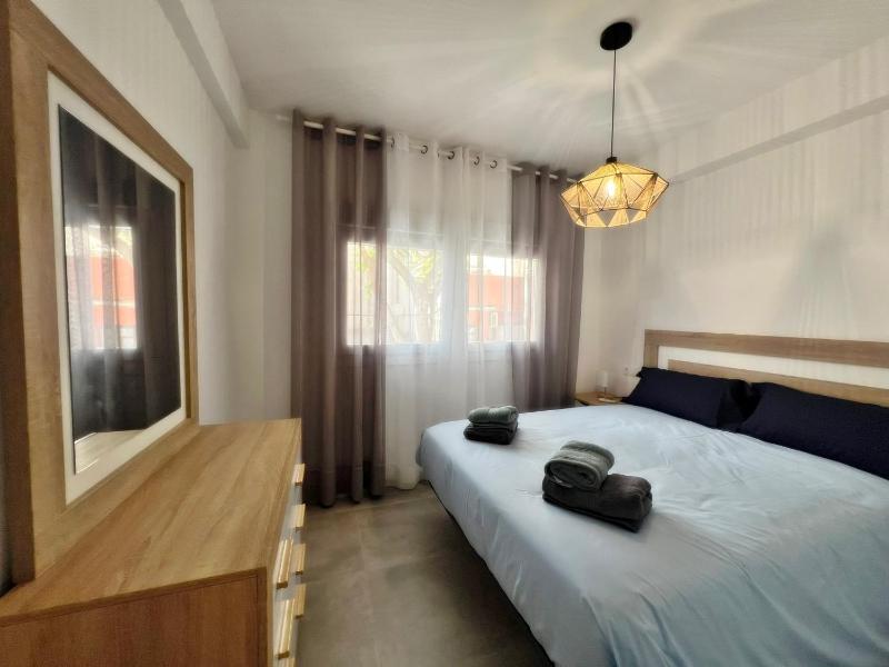 new & luxurious beach apartment - image 20