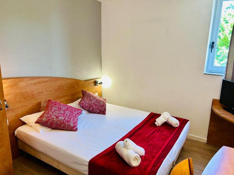 Double Room image 1