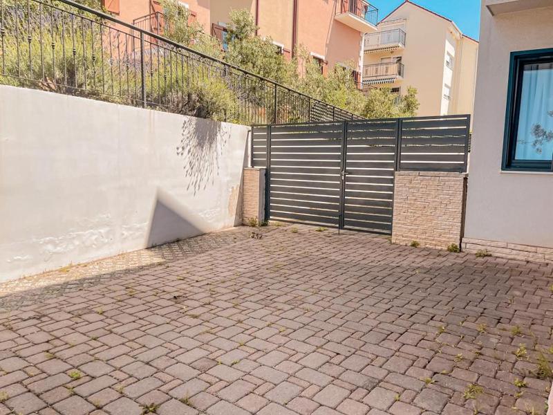 Pinia Apartments Bol - image 16