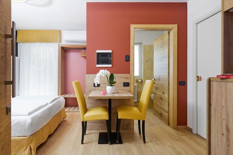 Triple Room image 4