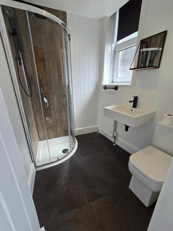 Deluxe Twin Room image 2