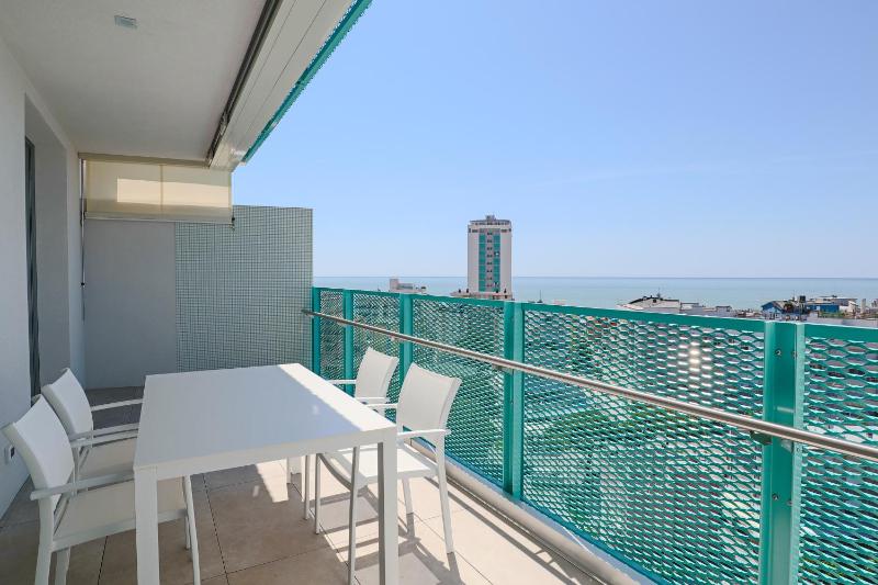 Podium - QUI VENDE Immobiliare - per solo Famiglie - image 2
