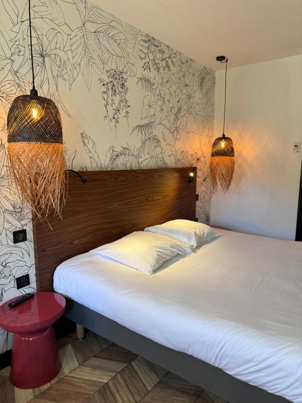 Superior Queen Room image 4