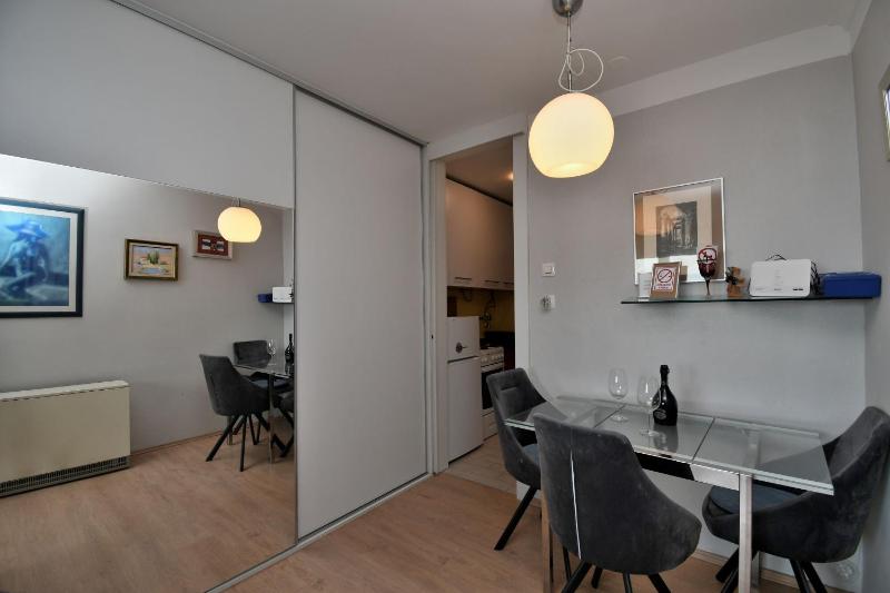Apartment City - image 11
