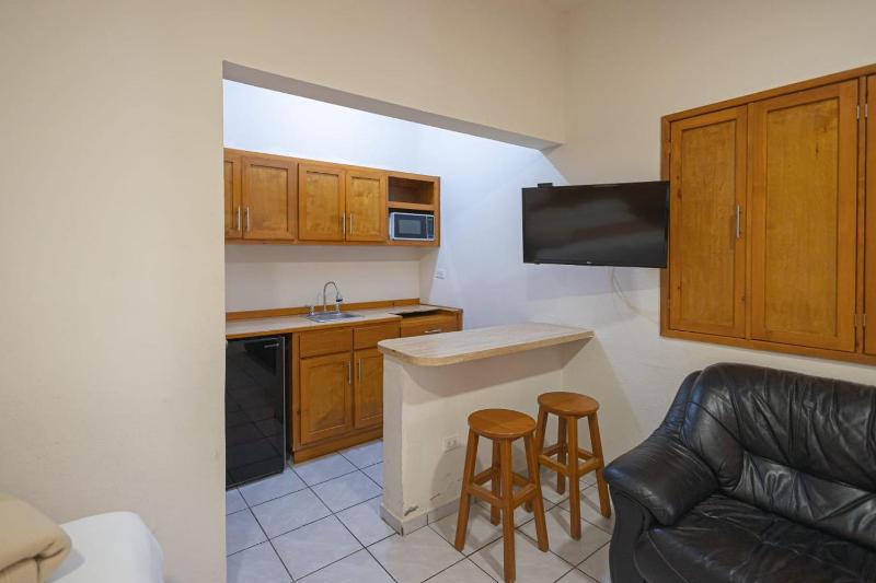 Hotel Salvatierra - image 12