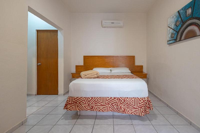 Hotel Salvatierra - image 10
