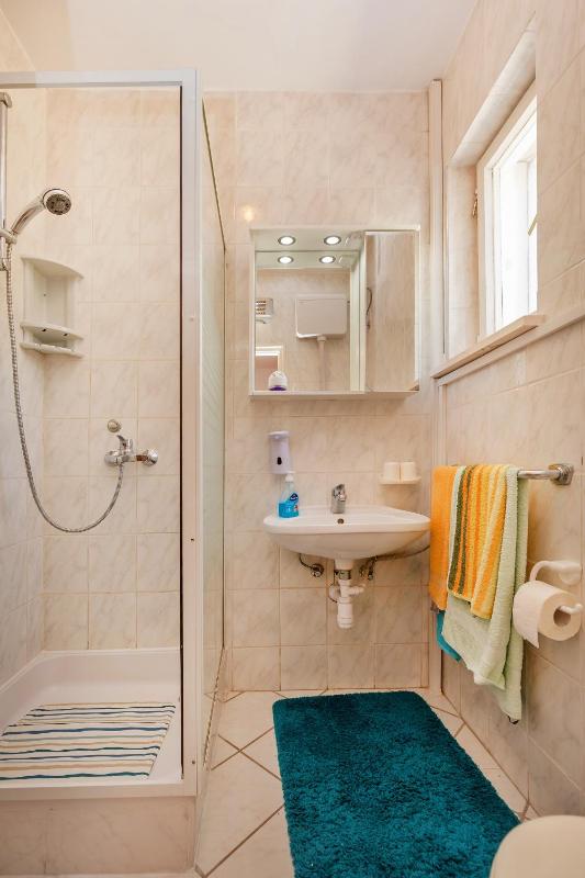 Apartments and rooms with a swimming pool Mlini Dubrovnik - 22386 - image 17