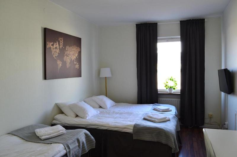 Standard Triple Room image 1