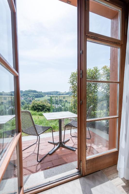 Comfort Double Room with Terrace image 3