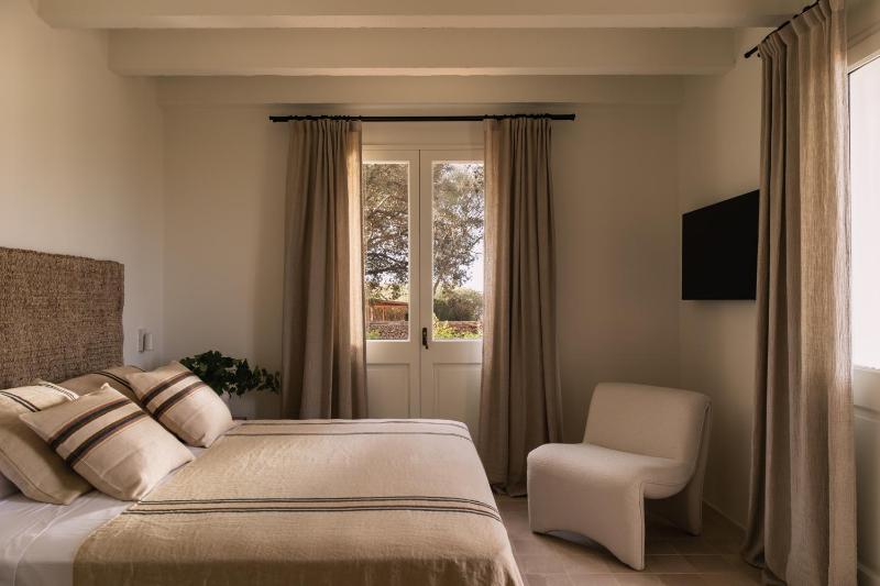  Deluxe Double Room with Terrace image 3