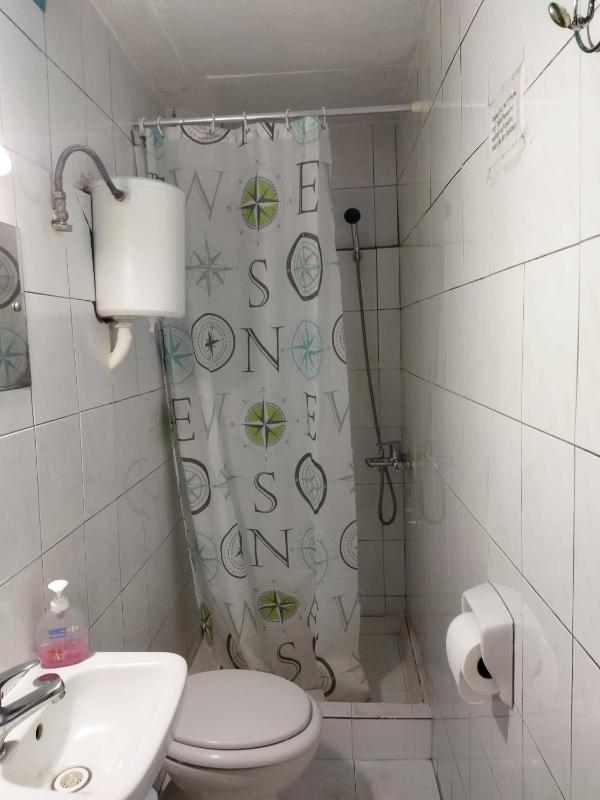 SAN REMO HOSTEL - image 12