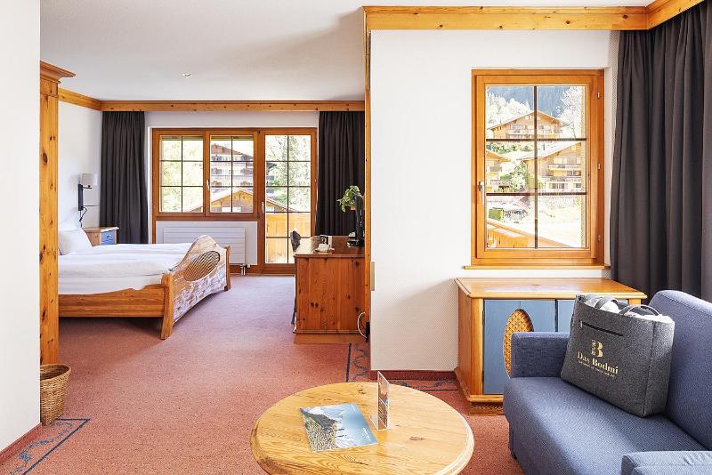 Junior Suite with Yard View image 1