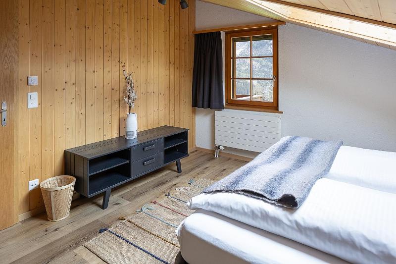 Three-Bedroom Apartment image 4