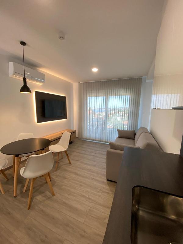 Studio with Sea View image 3