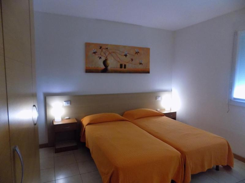 Single Room with Terrace image 2