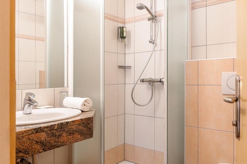 Single Room image 1