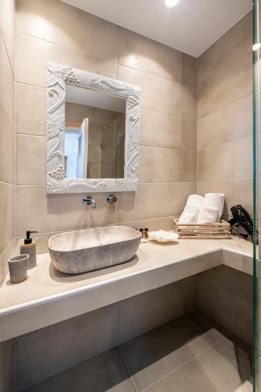 Premium Suite image 3