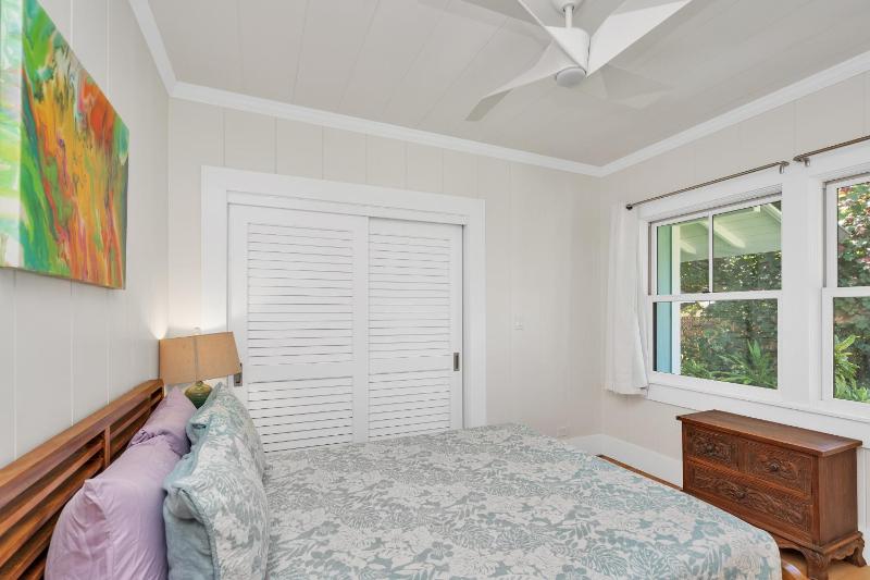 Five-Bedroom House image 3