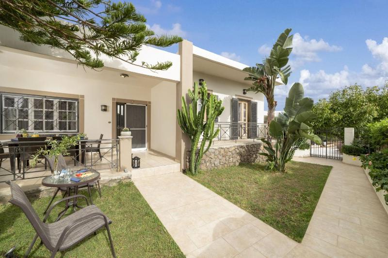 Casa Lakónia in Crete Island Images