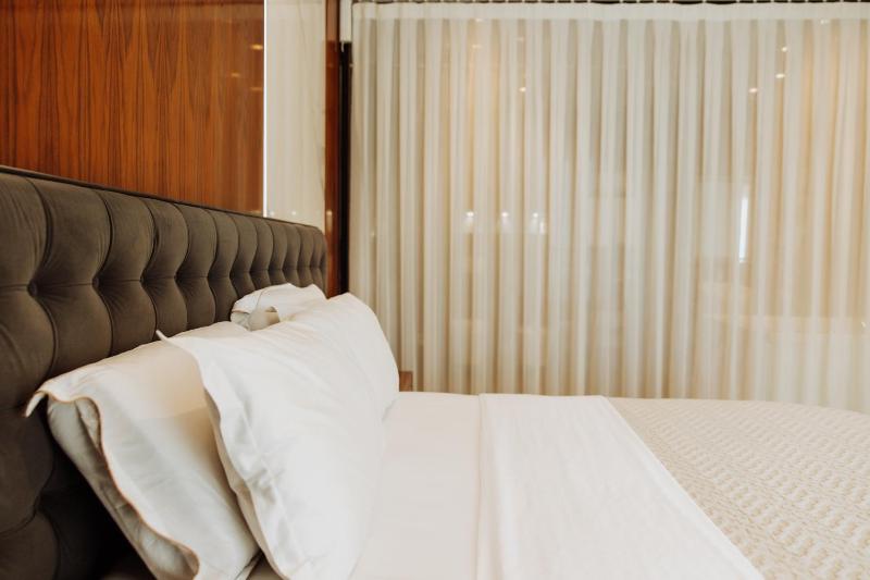 Superior King Room image 1