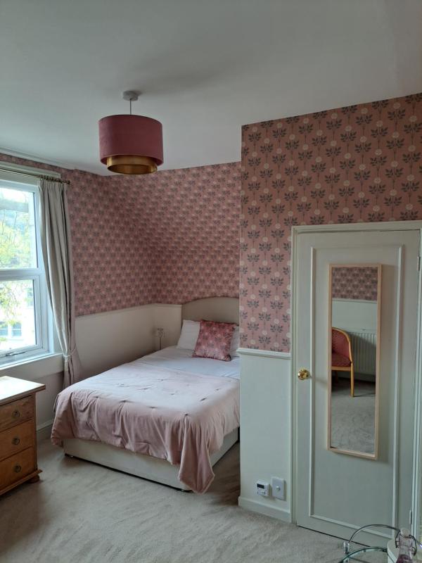 Standard Twin Room image 2