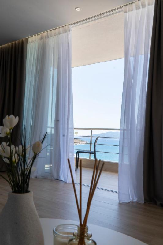 Mateo Apartments - image 11