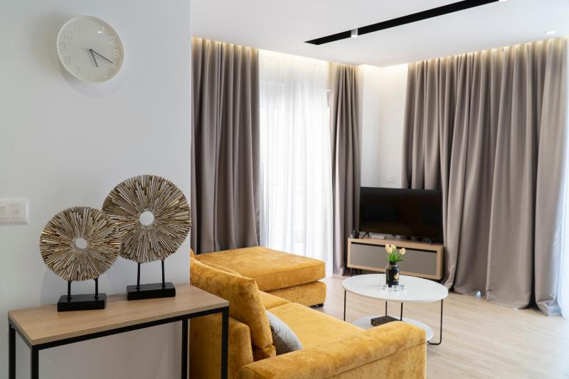 Mateo Apartments - image 6
