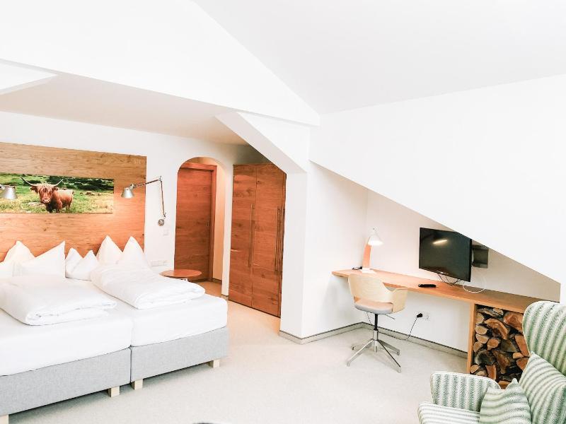 Junior Suite image 4