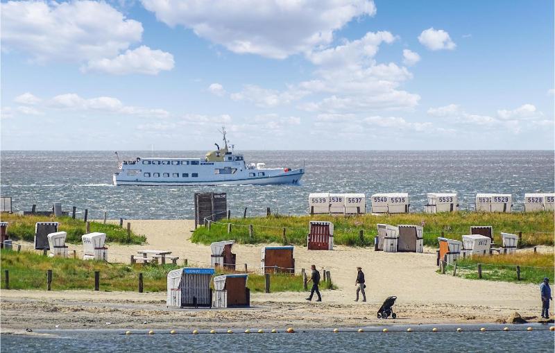 Beach Front Apartment In Büsum With Sauna - image 11